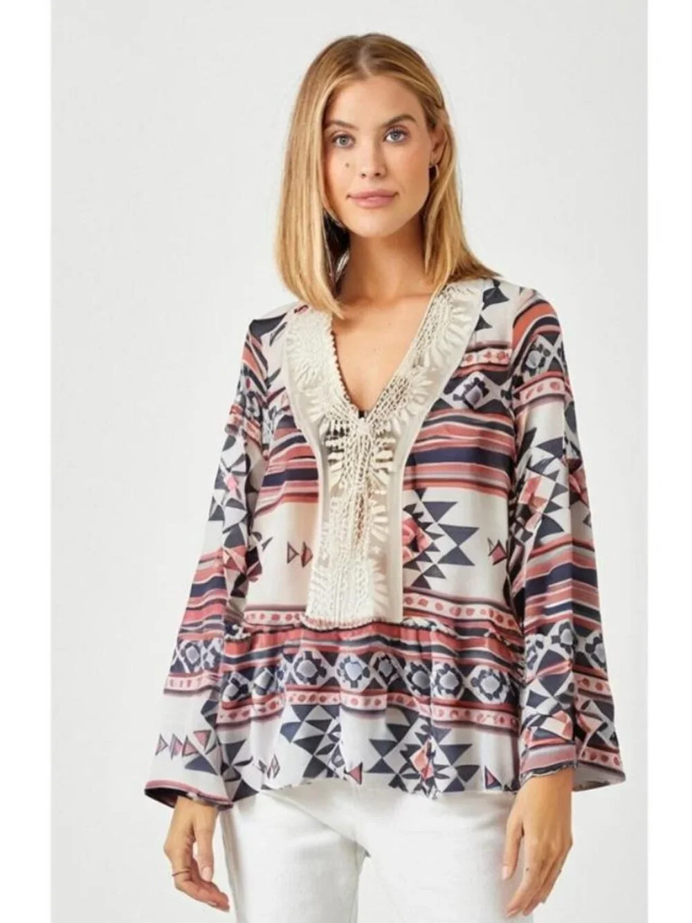 Signature Studio Women's Aztec Print White Lace V-Neck Peplum Hem Blouse Medium - Picture 11 of 11